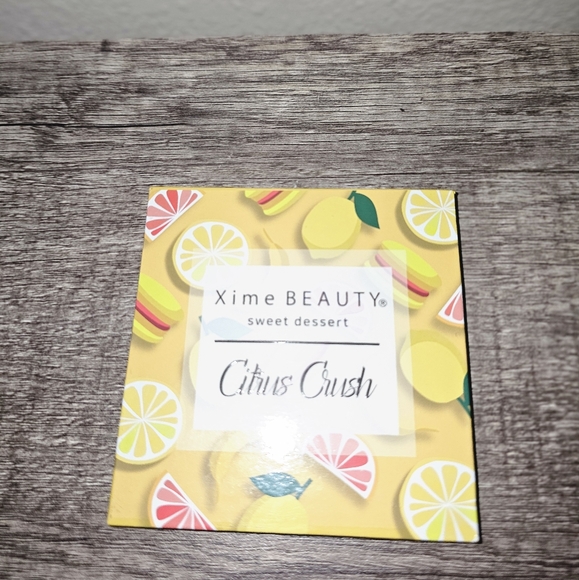 Citrus Crush Beauty Palette🍋 - Picture 5 of 6